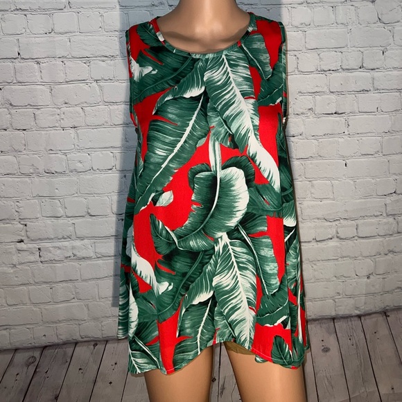 Swagger Tops - swagger green & red tank top size S